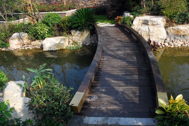 上海景瑞望府 新古典 住宅 別墅 木橋 景觀亭 景觀設計(SED新西林景觀國際,受邀加入ASLA協會,擁有風景園林工程設計專項甲級,業務范圍:住宅及社區設計、酒店及度假設計、養老地產及產業園區設計、商業地產設計、城市及空間設計、城市規劃設計)